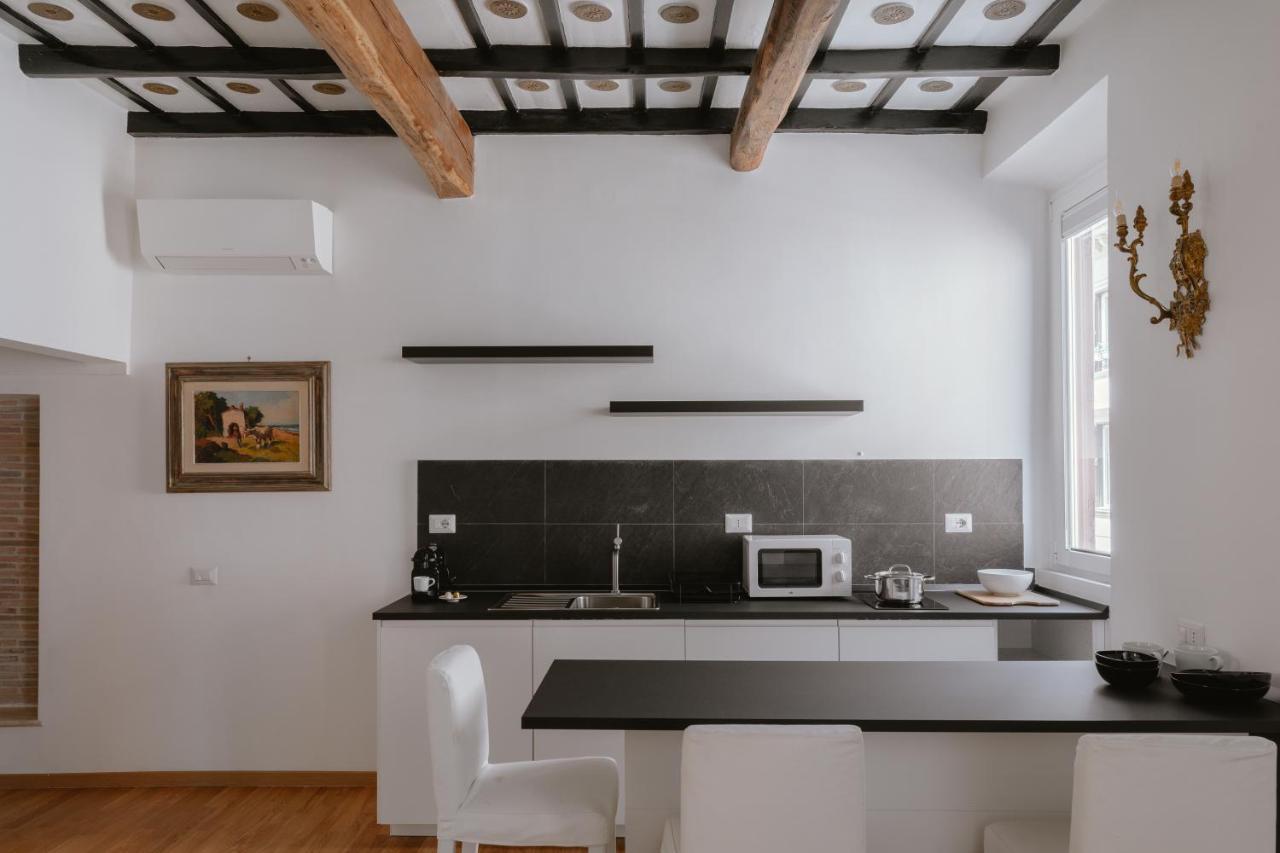 Charming Frattina - 2 Bathrooms New Apartment ローマ エクステリア 写真